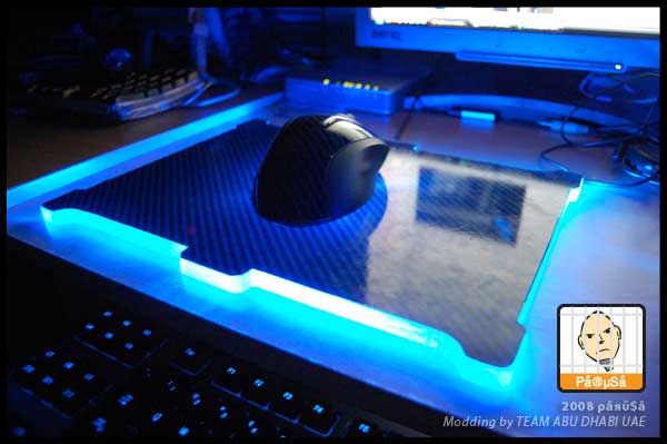 DIY Glowing Mouse Pad