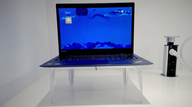 DIY Modern Laptop Stand