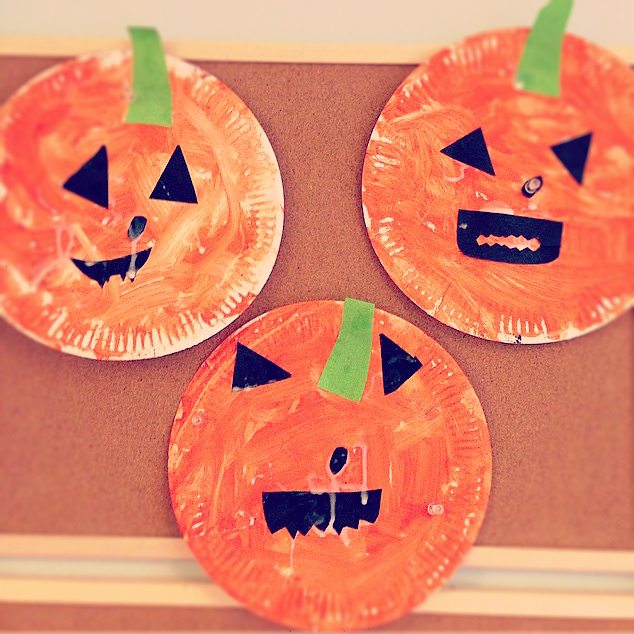 Paper Plate Pumpkins